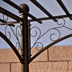 CLP Eisen-Pergola Ulpgar 01 A I Begrünbares Terassendach Im Landhausstil I Rankpavillon Für Kletterpflanzen I Rankgestell Mit Verzierungen -Outsunny Geschäft 8600246500 1314645 prod 004